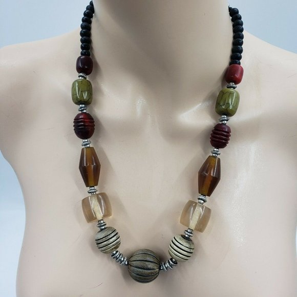 Semi Precious Wooden Curve & Art Bead Necklace - Picture 10 of 11